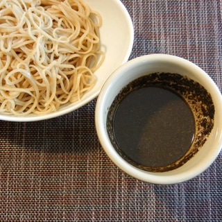 黒ゴマペーストの胡麻蕎麦